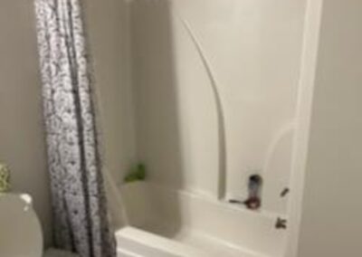Monroe Hall Tub/Shower - Before